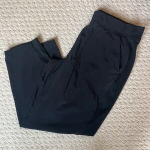 Athleta Mid Rise Black Ankle Pant- sz16